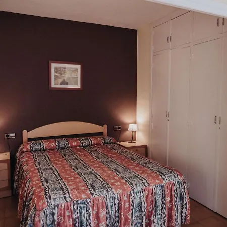 Les Fonts Gæstehus 3*