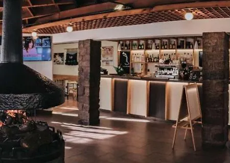 Les Fonts 3*