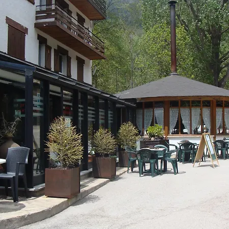 Les Fonts Gæstehus Castellar De N'Hug